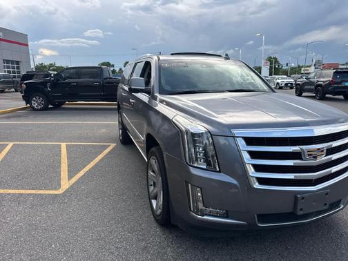 2019 Cadillac Escalade ESV Premium Luxury