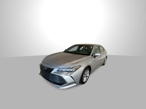 2021 Toyota Avalon XLE