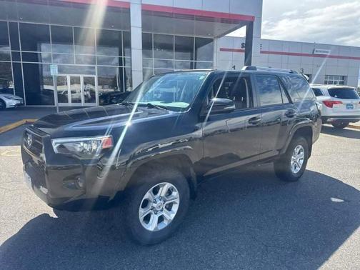 2023 Toyota 4Runner SR5 Premium