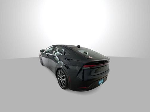 2025 Toyota Prius XLE