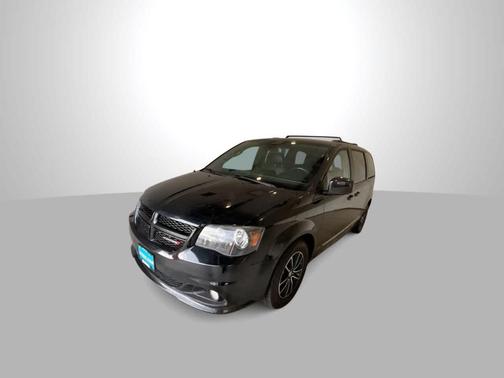 Black Onyx Crystal Pearlcoat 2019 Dodge Grand Caravan GT