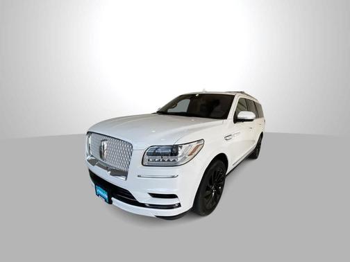 Pristine White 2020 Lincoln Navigator Reserve