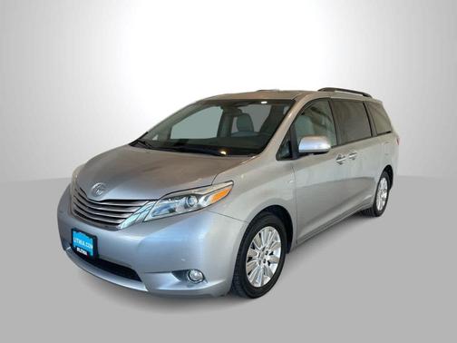 2016 Toyota Sienna Limited Premium