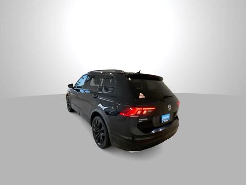 2020 Volkswagen Tiguan 2.0T SE R-Line Black