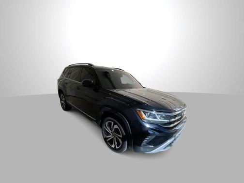 Deep Black Pearl Effect 2022 Volkswagen Atlas 3.6L SEL