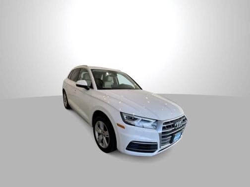 2018 Audi Q5 2.0T Premium Plus