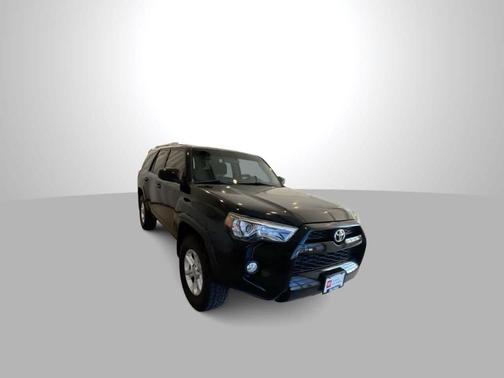 Midnight Black Metallic 2018 Toyota 4Runner SR5