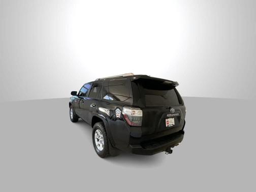 Midnight Black Metallic 2018 Toyota 4Runner SR5