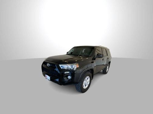 Midnight Black Metallic 2018 Toyota 4Runner SR5