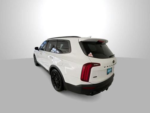 Glacial White Pearl 2021 Kia Telluride SX
