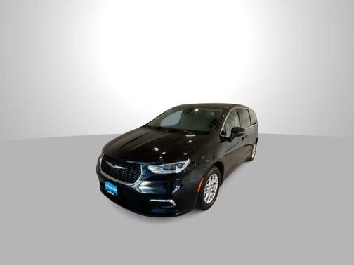 2023 Chrysler Pacifica Touring-L