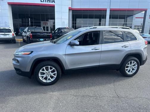 2018 Jeep Cherokee Latitude