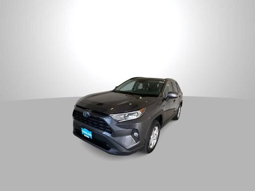 2020 Toyota RAV4 Hybrid XLE