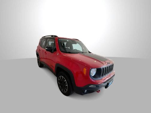 2023 Jeep Renegade Trailhawk