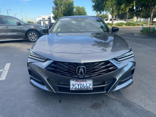 2025 Acura TLX 