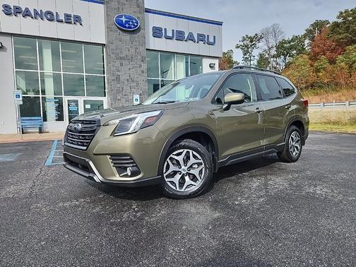 2023 Subaru Forester Premium