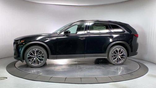 2025 Mazda CX-70 PHEV Premium Package