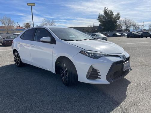 2018 Toyota Corolla SE