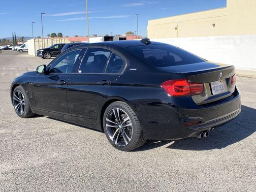 2018 BMW 330e iPerformance