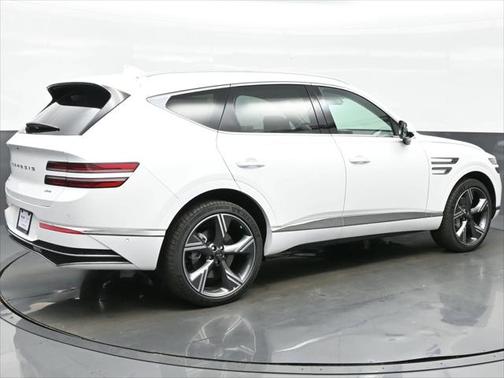 2025 Genesis GV80 2.5T