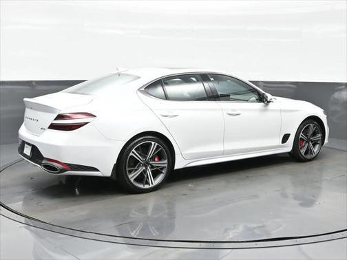 2025 Genesis G70 2.5T AWD