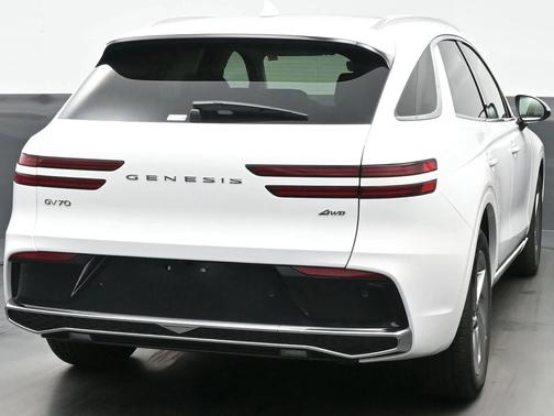 2026 Genesis GV70 2.5T Select