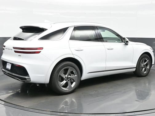 2026 Genesis GV70 2.5T Select