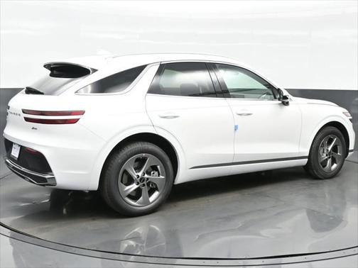 2026 Genesis GV70 2.5T