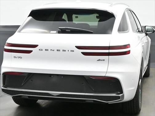 2026 Genesis GV70 2.5T Advanced