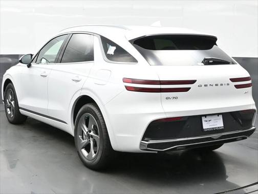 2026 Genesis GV70 2.5T