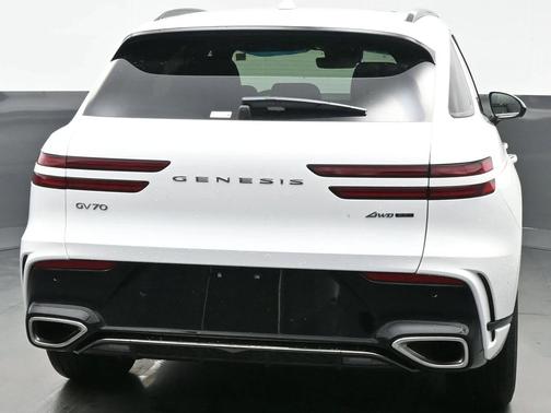 2026 Genesis GV70 3.5T Sport Advanced