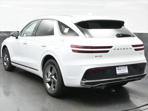 2026 Genesis GV70 2.5T