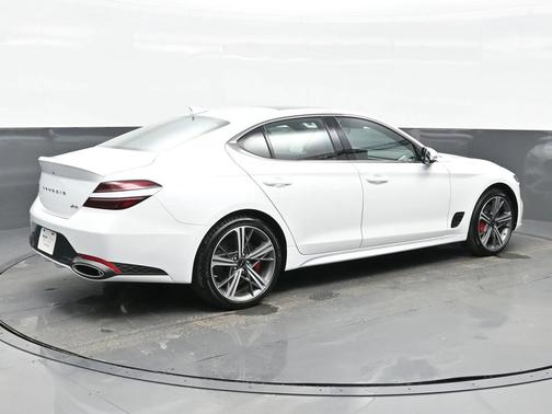 2025 Genesis G70 2.5T AWD
