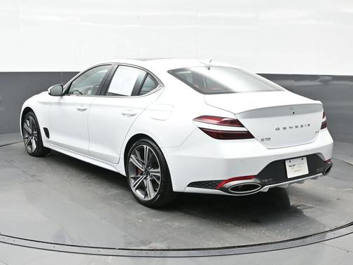 2025 Genesis G70 2.5T AWD