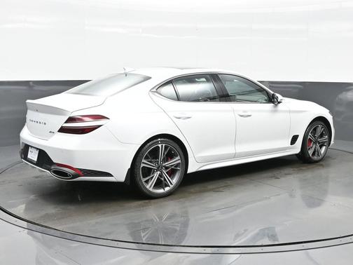 2025 Genesis G70 2.5T AWD