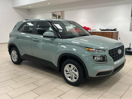 2026 Hyundai VENUE SE