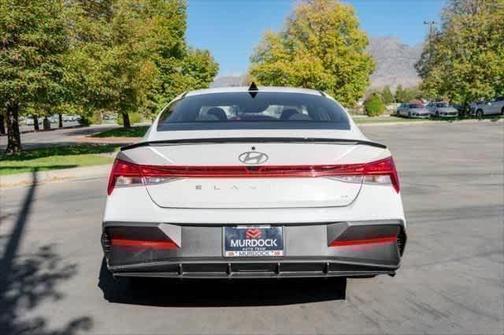 2025 Hyundai ELANTRA HEV SEL