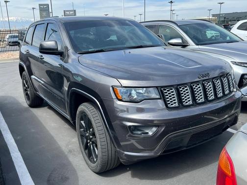 2021 Jeep Grand Cherokee Laredo X