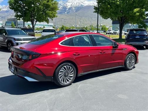 2024 Hyundai SONATA Hybrid SEL
