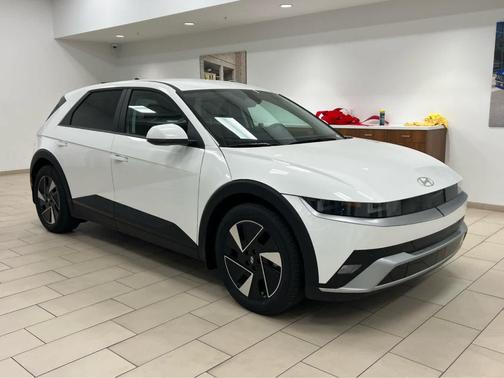 2026 Hyundai IONIQ 5 SE