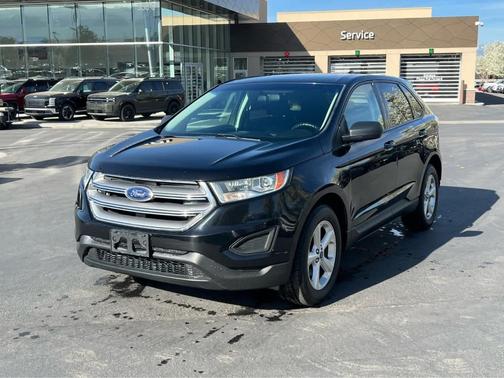 Shadow Black 2017 Ford Edge SE
