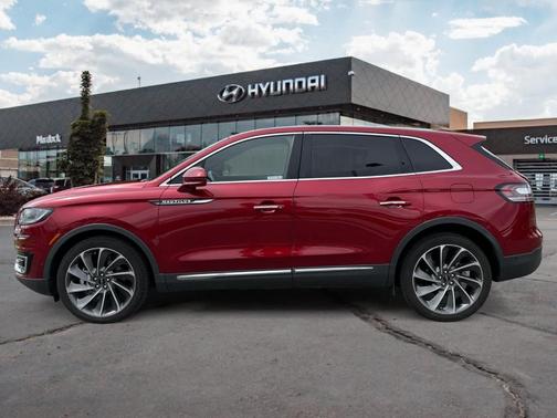 2019 Lincoln Nautilus Reserve