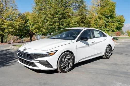 2025 Hyundai ELANTRA HEV SEL