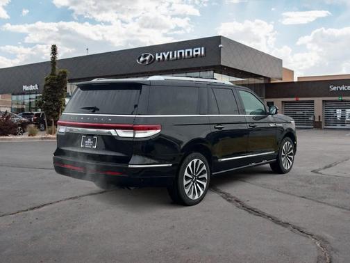 2024 Lincoln Navigator L Reserve