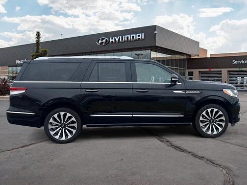 2024 Lincoln Navigator L Reserve
