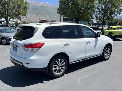 Moonlight White 2013 Nissan Pathfinder S