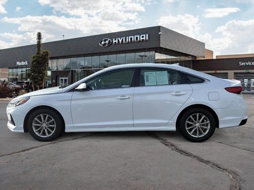 2019 Hyundai SONATA SE
