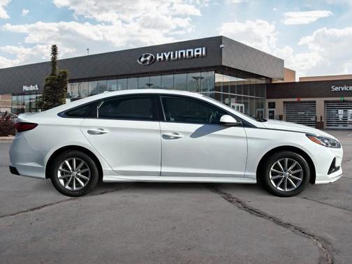 2019 Hyundai SONATA SE