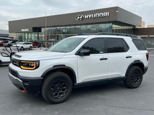 Platinum White Pearl 2026 Honda Passport TrailSport Elite Blackout