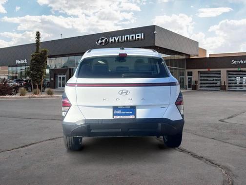 Atlas 2026 Hyundai KONA SE